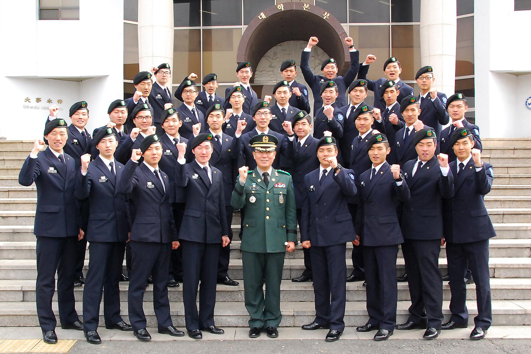 2012년 승급자 썸네일 이미지