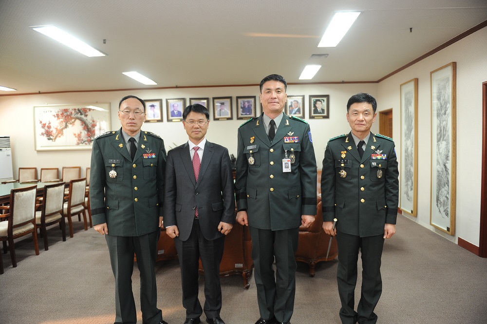 '14년 우석대학군다 13·4대 이·취임식 썸네일 이미지