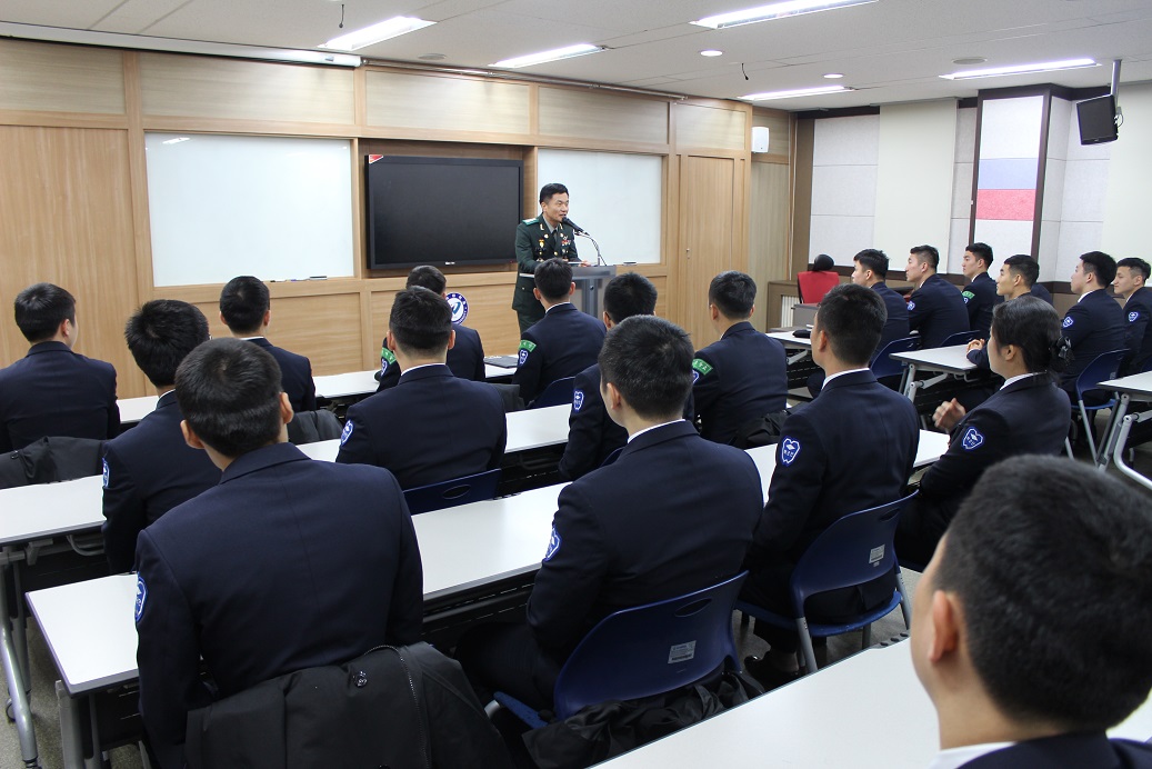 '14년 학군단장 정신교육('14.12.29) 썸네일 이미지