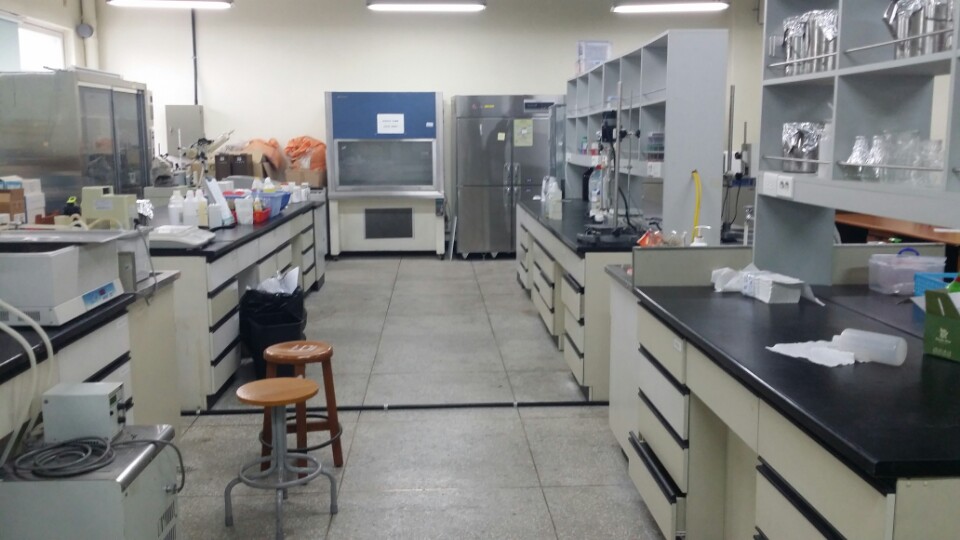 우석대 제약공학과 실험실 모습들 썸네일 이미지