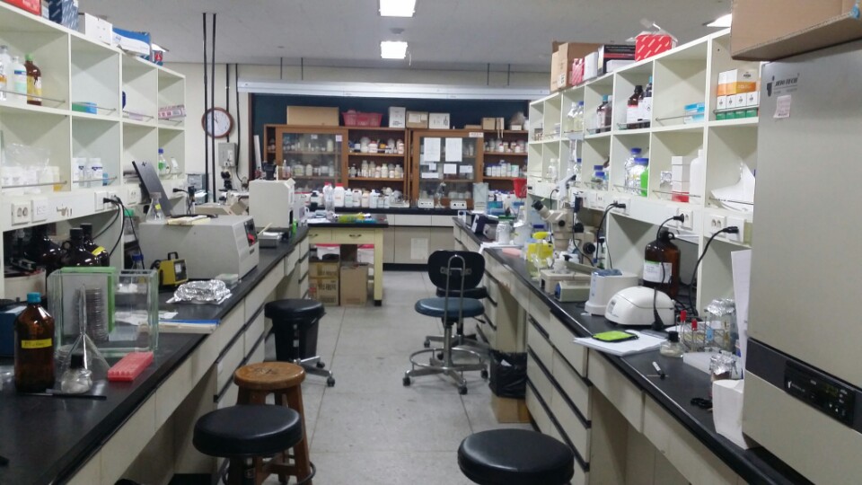 우석대 제약공학과 실험실 모습들 썸네일 이미지