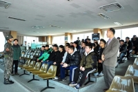 을지전망대에서 브리핑 청취 썸네일 이미지