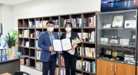 ★우석대학교 군사안보학과★ 김나연 학생 우석인재상 수상 썸네일 이미지