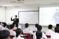 ★우석대학교 군사안보학과★ 장교선배 특강(이창훈대표이사) 썸네일 이미지