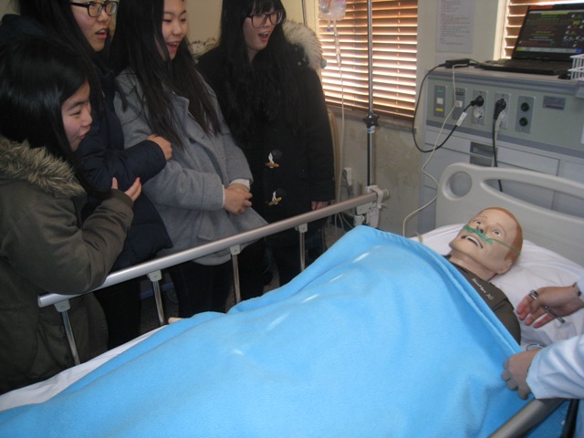간호학과 체험 썸네일 이미지