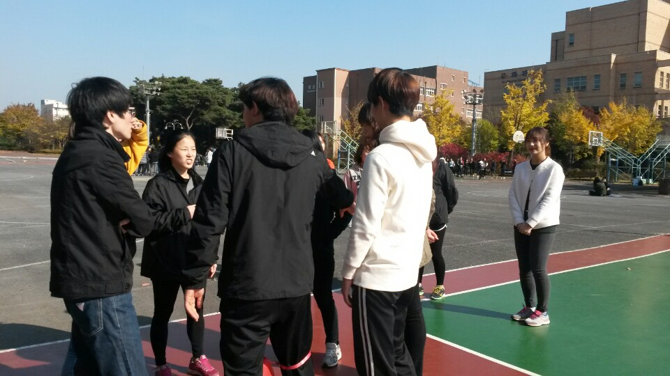 2014. 11 학술제<꽃보다 작업치료> 체육대회 썸네일 이미지